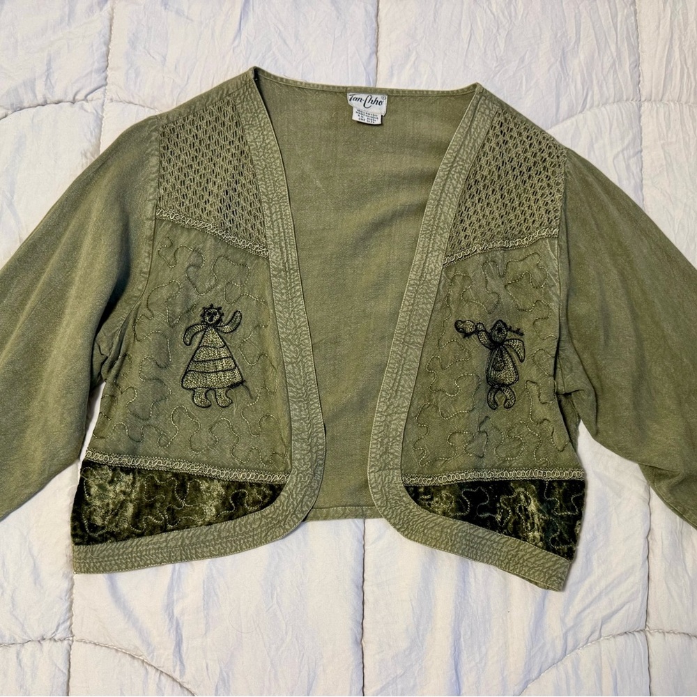 Green Embroidered Tan-Chho Open Cardigan